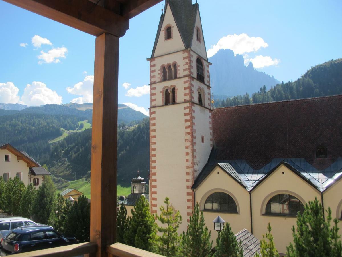 Villa Ula Verda- Apartments Marianna Santa Cristina Val Gardena Eksteriør billede